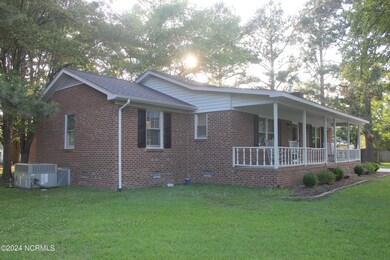 2400 Letchworth Cir, Winterville, NC 28590 - photo 4