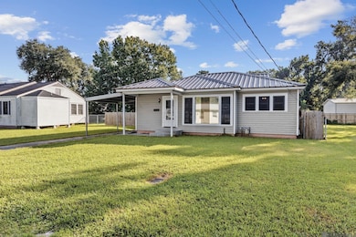 109 Clay St, Franklin, LA 70538 - photo 2