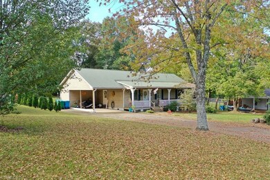 59 Meadowdale Dr, Denton, NC 27239 - photo 3