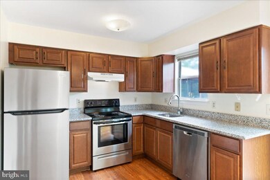 15318 Gunsmith Terrace, Woodbridge, VA 22191 - photo 7
