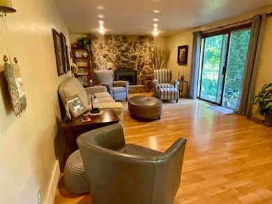 3124 N Koning Dr, Sheboygan, WI 53083 - photo 3