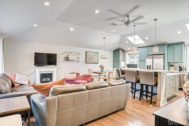 30 Norris Ave, Metuchen, NJ 08840 - photo 5