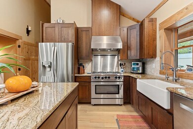 High End Appliances and custom finishes are sure t