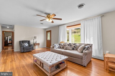 3916 Wards Chapel Rd, Marriottsville, MD 21104 - photo 7