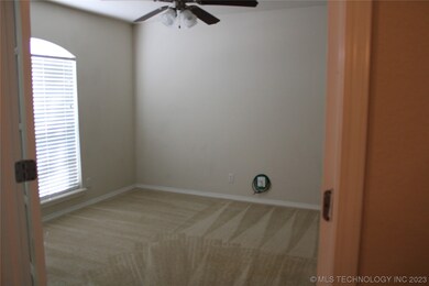 12532 S Cedar Ave, Jenks, OK 74037 - photo 2