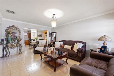 6616 SW 2nd Ct, Pembroke Pines, FL 33023 - photo 6