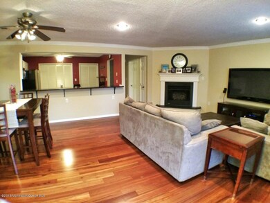 36 Phoenix Ct, Tinton Falls, NJ 07712 - photo 4