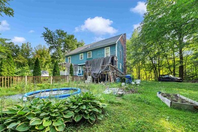 107 Rockingham Rd unit A, Londonderry, NH 03053 - photo 2