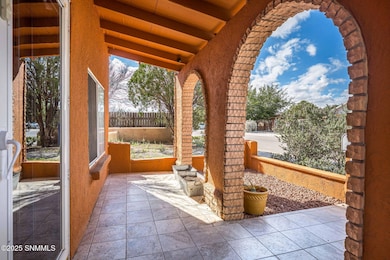 811 McFie Ave, Las Cruces, NM 88005 - photo 5