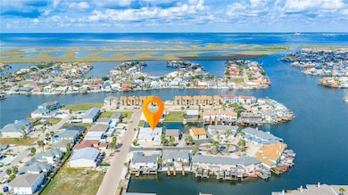 10-minute boat ride to Bay fishing