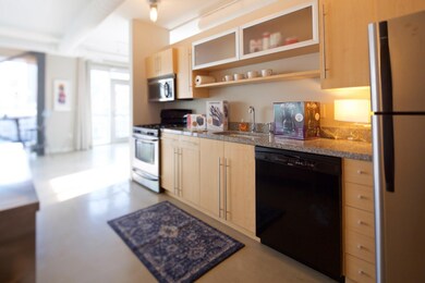 60 Spring 401 furnished for MLS - 5
