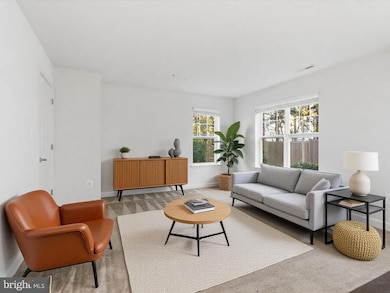 9811 Wood Edge Way, Lanham, MD 20706 - photo 2