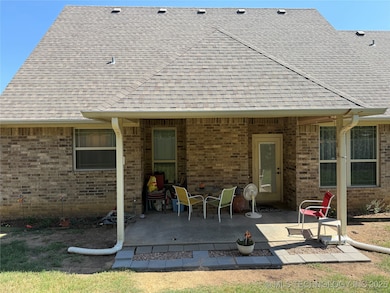 1003 Stone Creek Dr, Ardmore, OK 73401 - photo 4