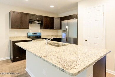 8208 Halls Hammock Ct, Jacksonville, FL 32244 - photo 6