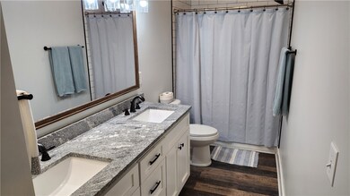 106 W Wesley St, Walhalla, SC 29691 - photo 7