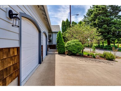 3493 Kendra St, Eugene, OR 97404 - photo 4