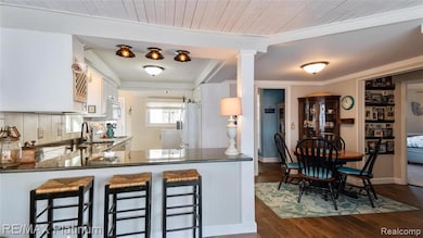 1008 Sunrise Park St, Howell, MI 48843 - photo 7