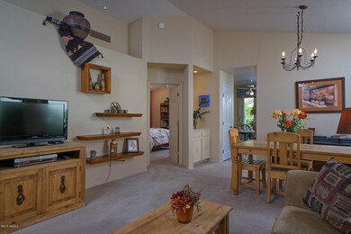 Living/Dining Areas