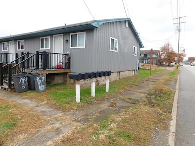 515 S 4th Ave, Paden City, WV 26159 - photo 3