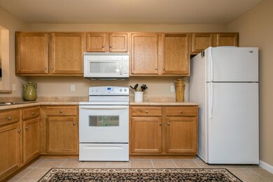 18 Smithwheel Rd unit 70, Old Orchard Beach, ME 04064 - photo 3