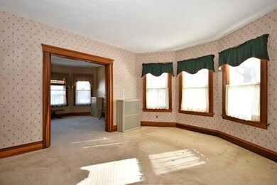 56 Seymour St, Worcester, MA 01610 - photo 4