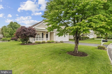 327 Astilbe Dr, Kennett Square, PA 19348 - photo 3