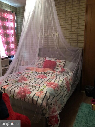 413 N 11th St, Reading, PA 19604 - photo 5