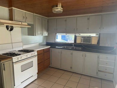 10 W Main St unit 127, Mount Dora, FL 32757 - photo 2