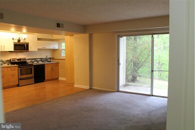 12284 Stevenson Ct unit 12284, Woodbridge, VA 22192 - photo 7