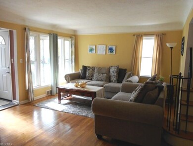 The light and cheerful Living Room.