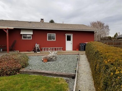 3290 Edella St, Central Point, OR 97502 - photo 5