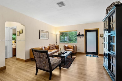 2431 Overbrook St, Miami, FL 33133 - photo 5