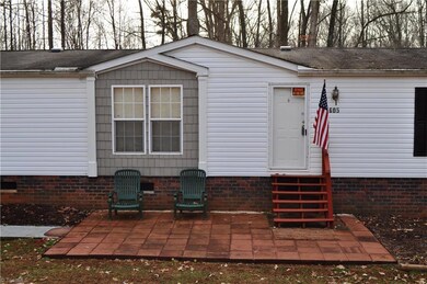 605 Blackwelder Rd, Statesville, NC 28625 - photo 4