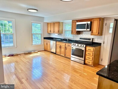 9102 Jones Mill Rd, Chevy Chase, MD 20815 - photo 5