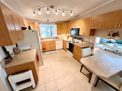 10048 Mission Hills Ct unit 48-F, North Fort Myers, FL 33903 - photo 5