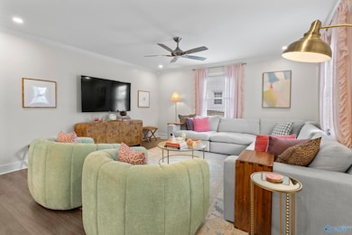 1917 Vanderbilt Cir SW, Huntsville, AL 35801 - photo 6