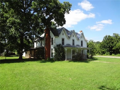 360 Case Rd, Prospect, TN 38477 - photo 2