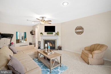 12567 Kempston Ln unit 12124, Woodbridge, VA 22192 - photo 5