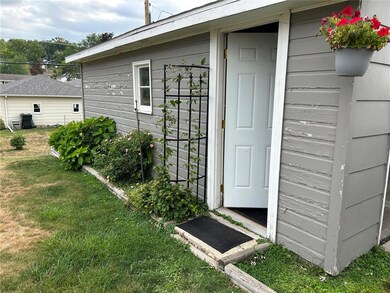 Side garage