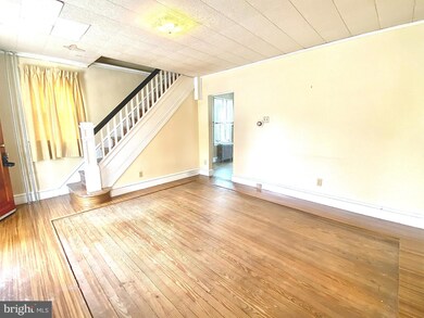 201 Wilson Ave, Reading, PA 19606 - photo 5