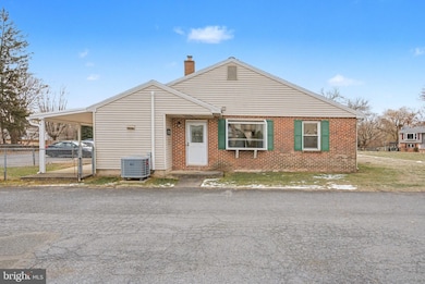 7131 Salem Park Cir, Mechanicsburg, PA 17050 - photo 2