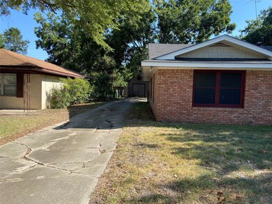 1712 Merrywood Way, Gainesville, TX 76240 - photo 5