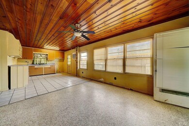 408 E Le Grand Dr - 17