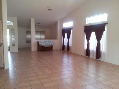 8635 S Los Feliz Dr, Tempe, AZ 85284 - photo 4