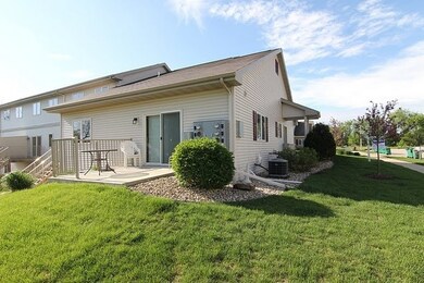 150 Elliott Ln unit 150, Oregon, WI 53575 - photo 2