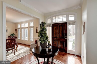 1387 Cameron Heath Dr, Reston, VA 20194 - photo 5