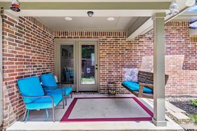 5121 Shiloh Village Dr, Tyler, TX 75703 - photo 5