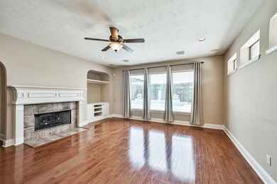 8510 River Cliff Ln, Houston, TX 77095 - photo 4