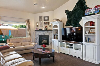living room (1)