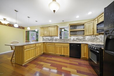 195 Fox Ridge Park Dr, Greeley, PA 18425 - photo 7